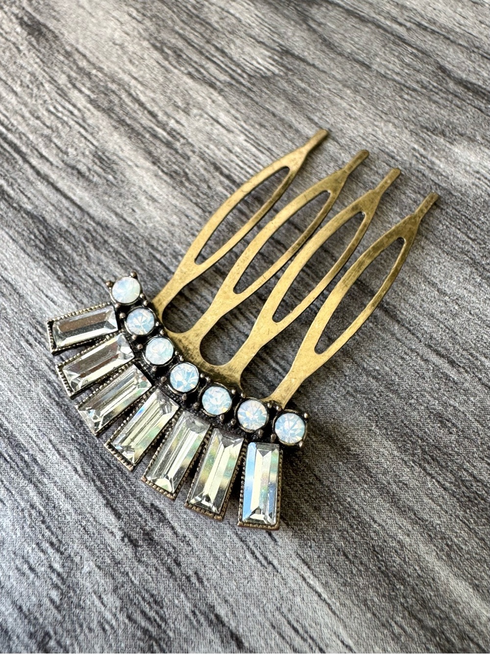 Chloe + Isabel Crystal Baguette Hair Comb